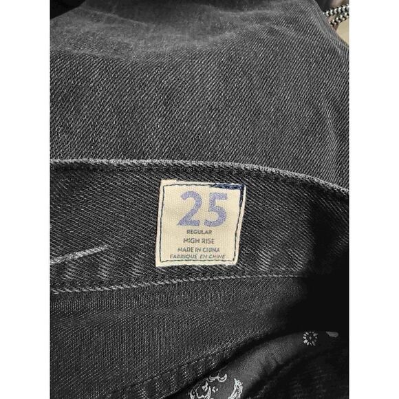 Free People Straight Leg High-R Jeans 25 - Picture 7 of 9